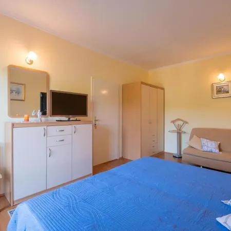 Saulan - One Bedroom With Balcony And Garden View Lejlighed